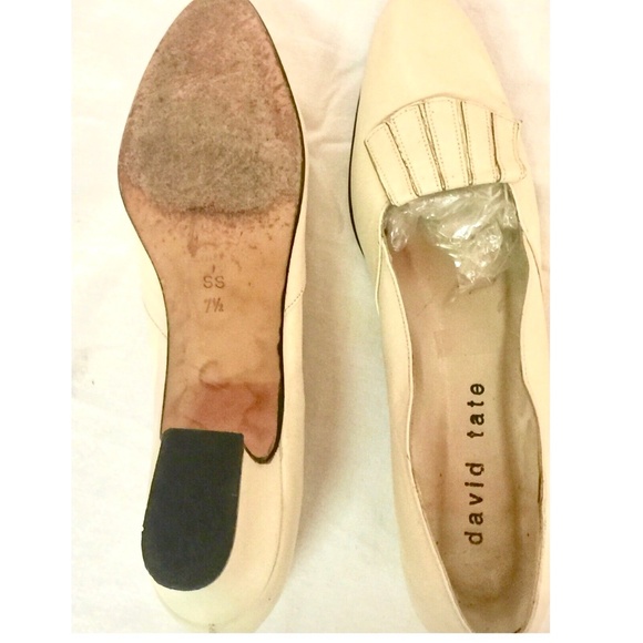 3/$40 DAVID TATE Womens Off-white Leather Preppy Kiltie Thick French Heels~7.5SS - Picture 8 of 10